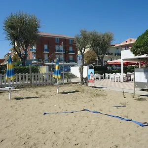 *** Hotel L&v Italia